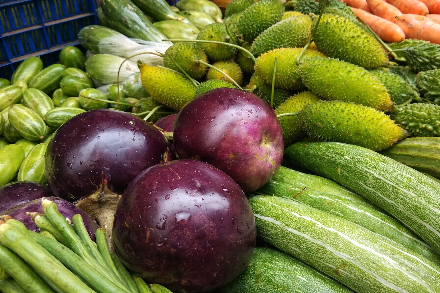 সবজির বাজারে আগুন, অধিকাংশের দাম ১০০ টাকার ওপরে