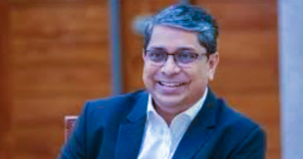 অফিসে প্রতিমন্ত্রী থাকলেও কর্মীদের অনুপস্থিতি লক্ষ্যণীয়