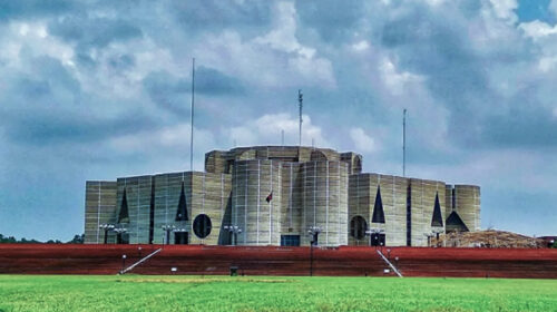 ৩২ বছর পর্যন্ত সরকারি চাকরিতে আবেদন সম্ভব, সংসদে পাস নতুন বিল